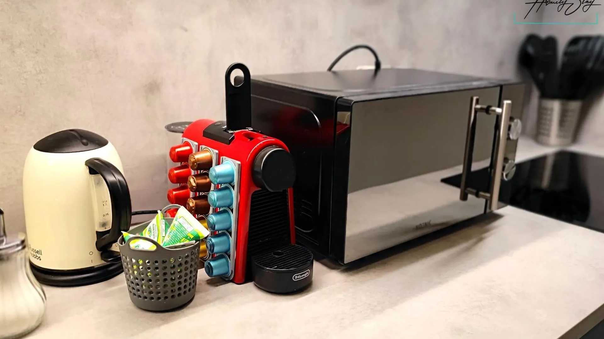 Homely Stay Serenity Greens - Stylisch Studio-Apartment With Kitchen - 10 Min To Central Station, Pet Friendly Munich Apartment